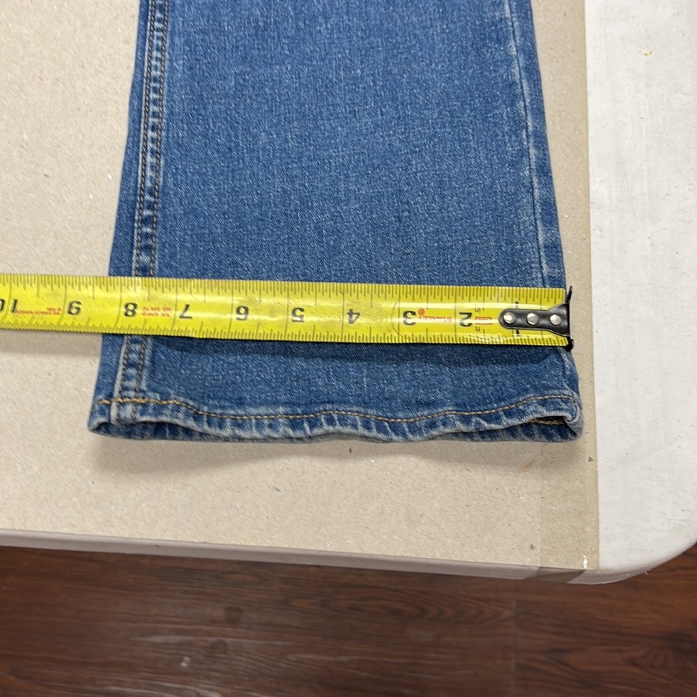 Old Navy Blue Jean 34  x 32, Deep pockets - Picture 6 of 9